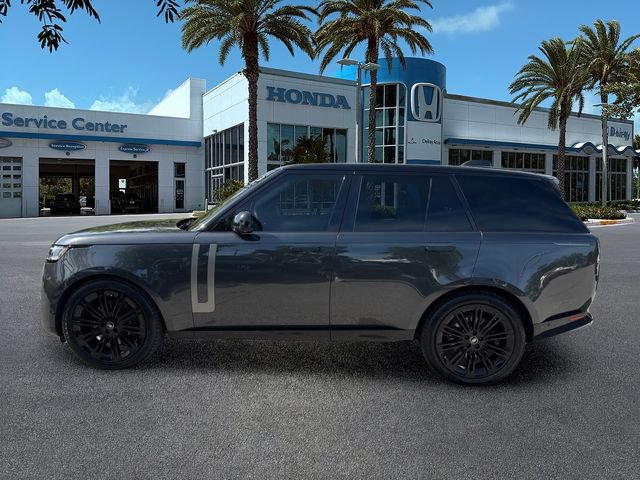 Used 2023 Land Rover Range Rover SE AWD/4WD image 5
