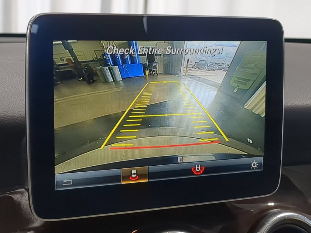 Used 2018 Mercedes-Benz CLA 250 4MATIC image 32