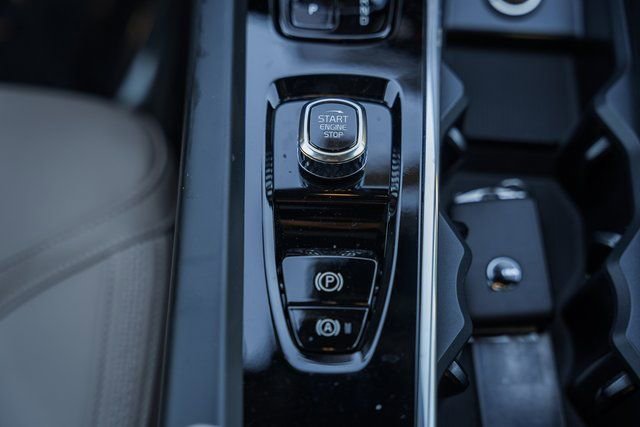 New 2026 Volvo XC60 T8 Plus image 24