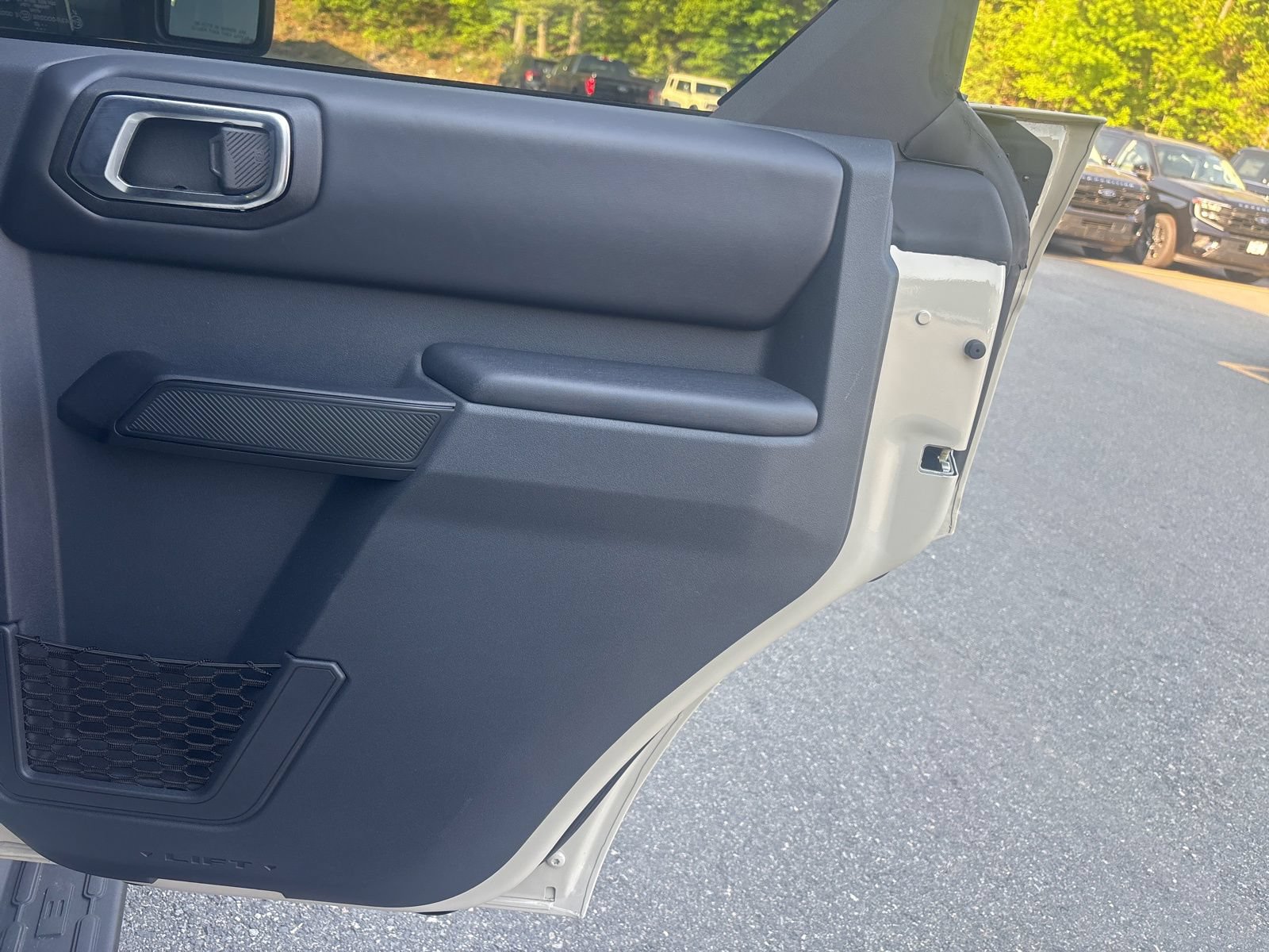 Used 2025 Ford Bronco Outer Banks AWD/4WD image 44