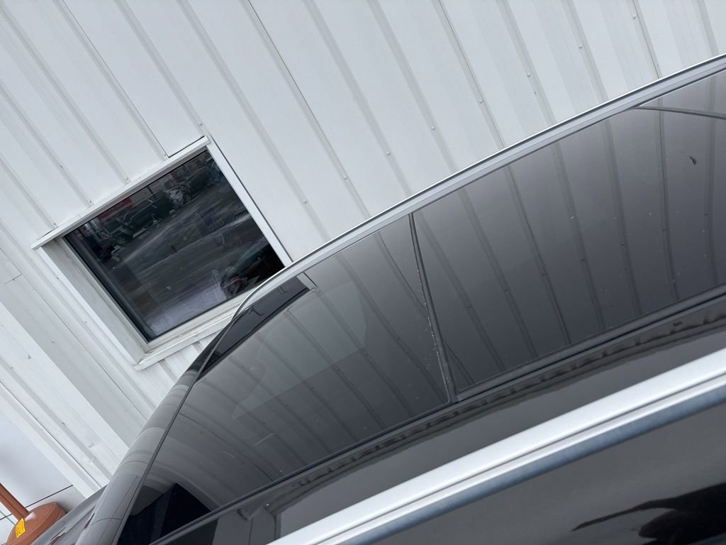 Used 2017 BMW X1 xDrive28i image 6