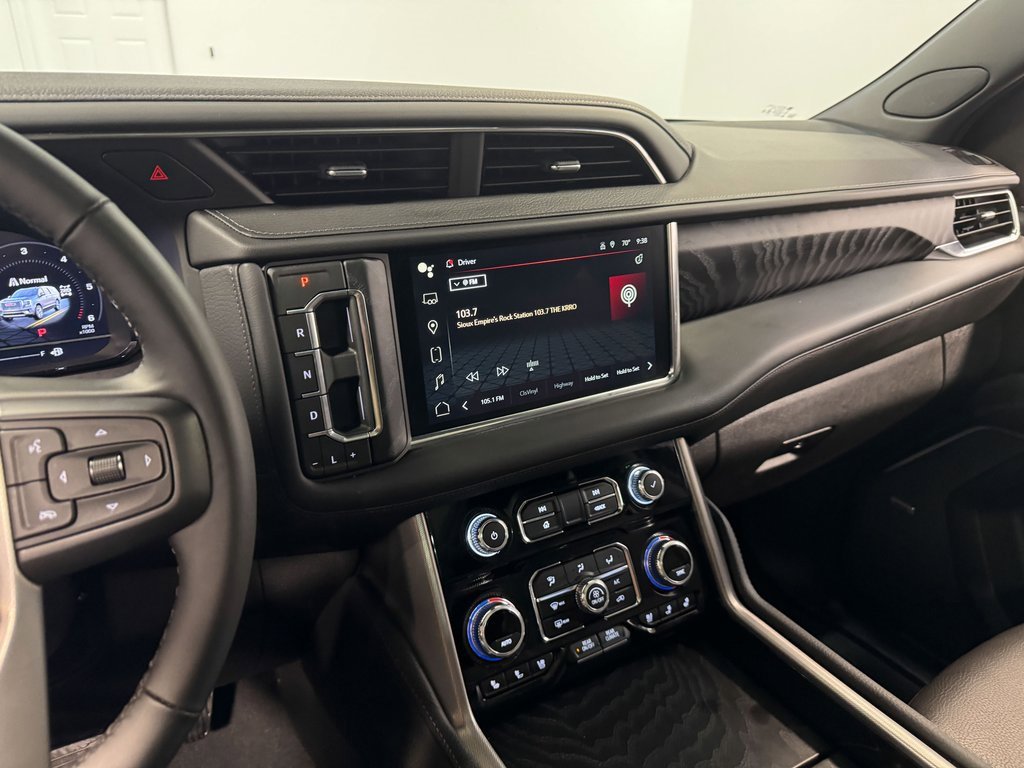 Used 2024 GMC Yukon Denali image 97