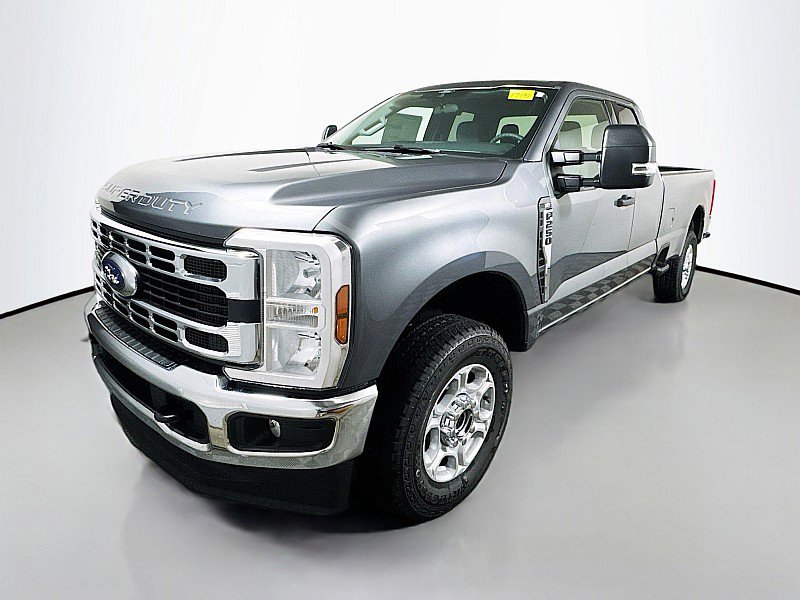 New 2026 Ford F250 XLT image 3