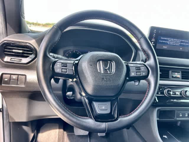 Certified 2026 Honda Pilot Black Edition image 17