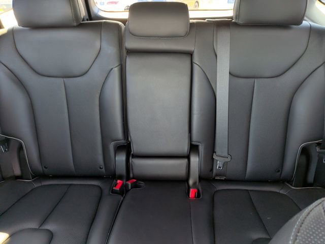 Used 2022 Hyundai Santa Fe Limited image 8