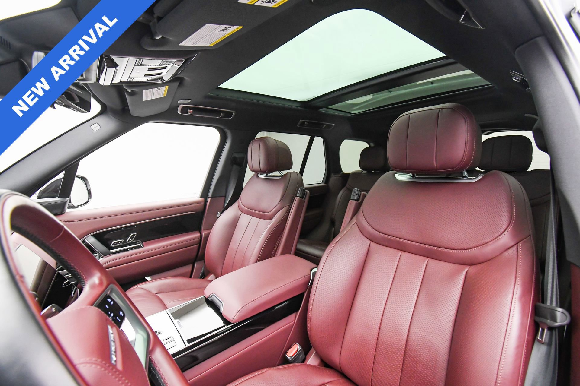 Used 2025 Land Rover Range Rover SE image 51