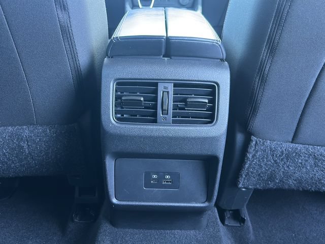 Used 2023 Nissan Rogue SV AWD/4WD image 25