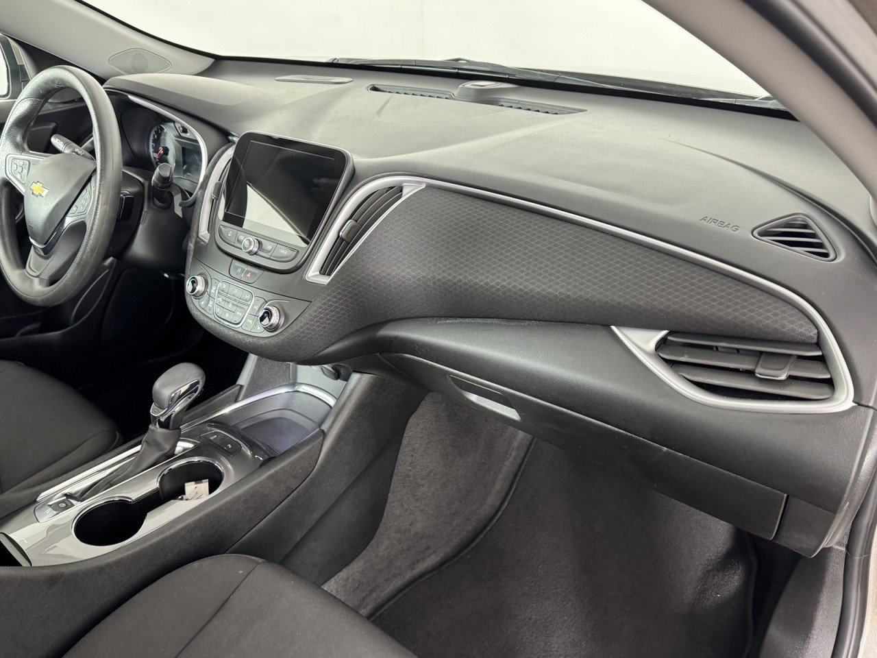 Used 2025 Chevrolet Malibu LT image 7