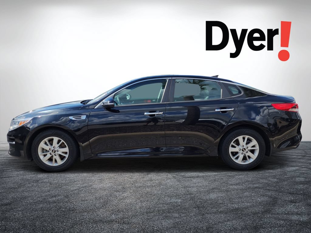 Used 2017 Kia Optima LX FWD image 6