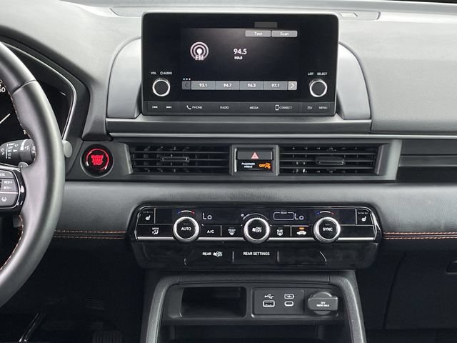 Used 2025 Honda Pilot Sport image 16
