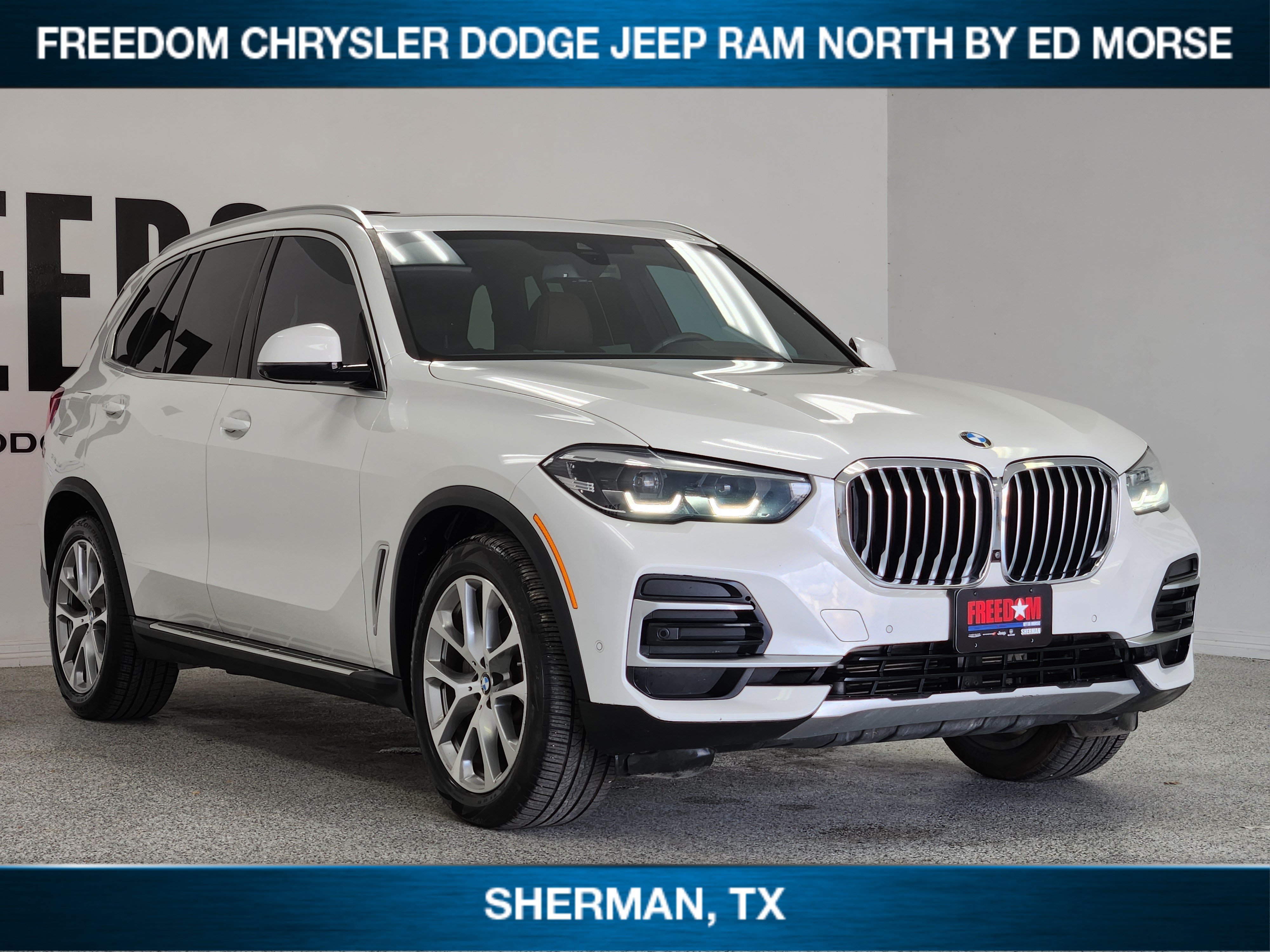 Used 2023 BMW X5 sDrive40i w/ Premium Package RWD image 2