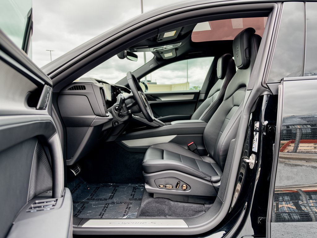 New 2026 Porsche Cayenne S AWD/4WD image 5