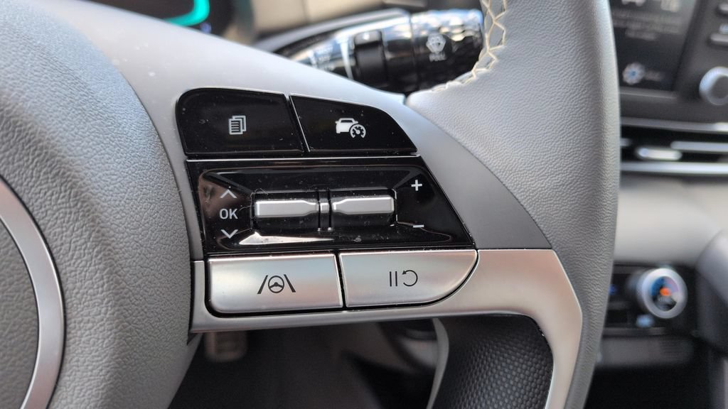 Certified 2026 Hyundai Elantra Sport FWD image 18