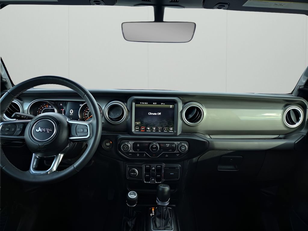 Used 2023 Jeep Gladiator Overland image 12