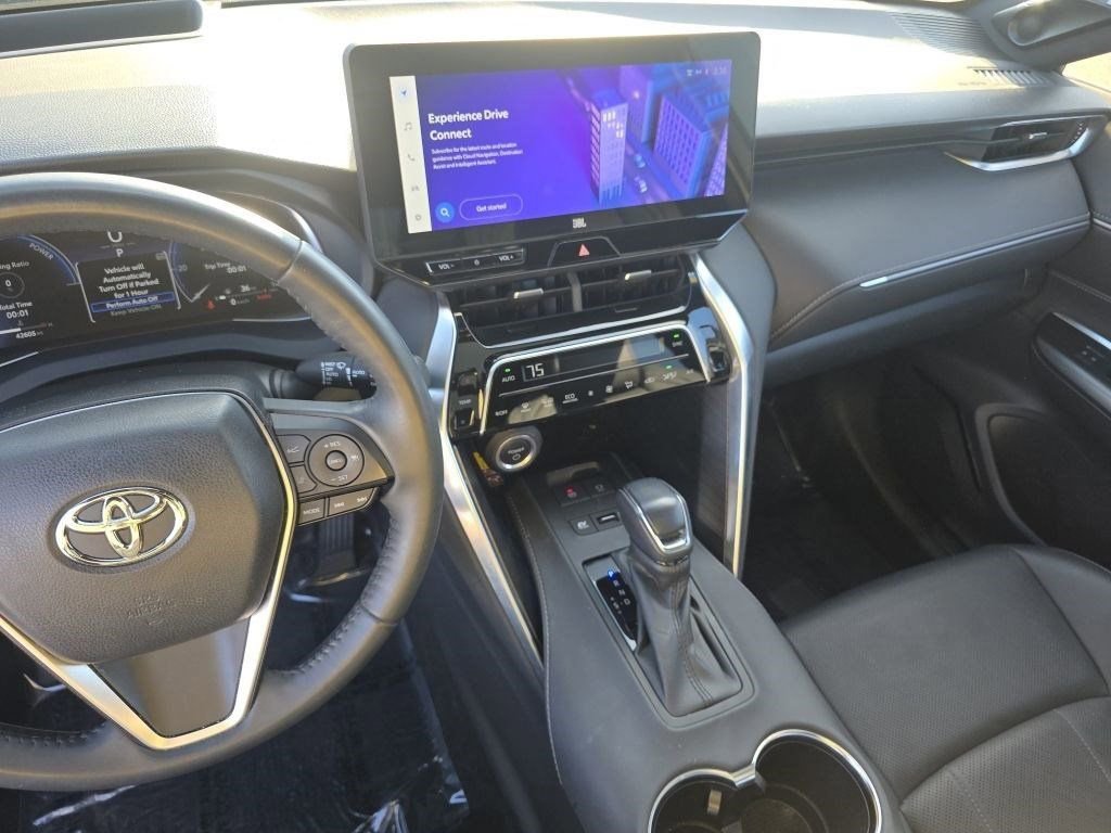 Used 2023 Toyota Venza Limited image 27