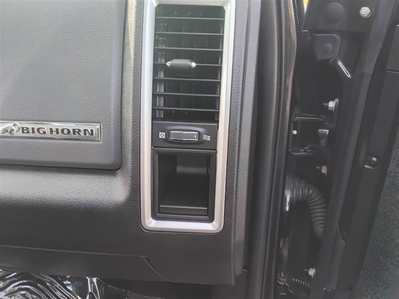 Used 2017 RAM 1500 Big Horn image 36