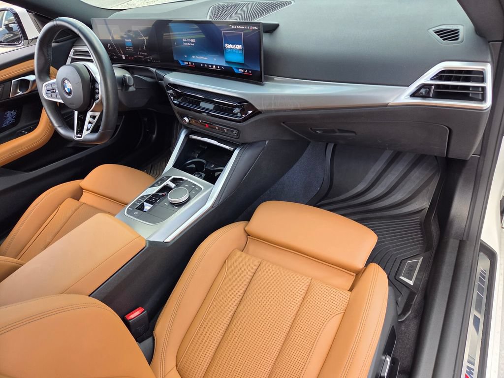 Used 2025 BMW 230i Coupe w/ M Sport Package RWD image 17