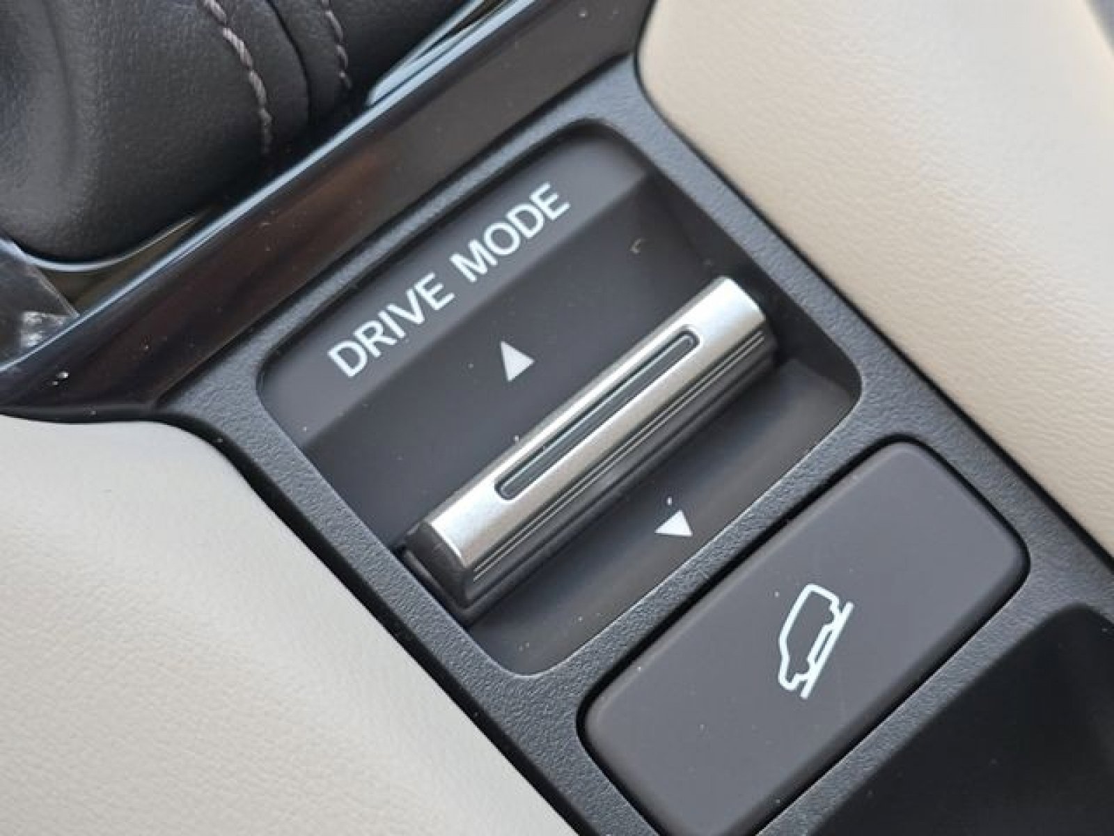 New 2026 Honda HR-V LX image 20