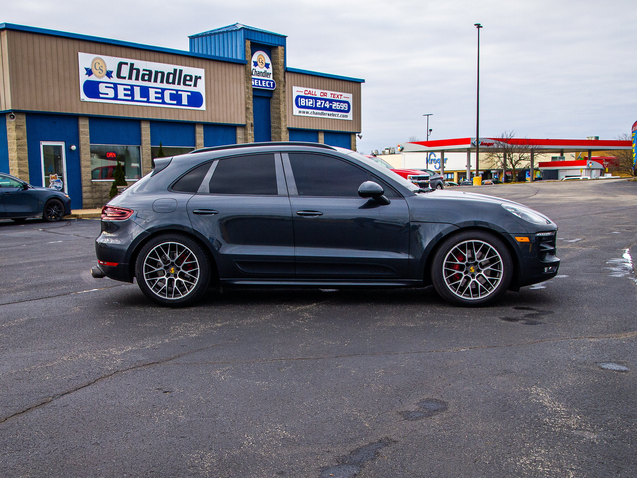 Used 2018 Porsche Macan GTS AWD/4WD image 8