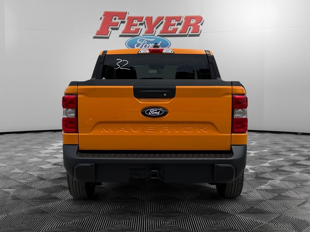 New 2026 Ford Maverick XLT w/ XLT Luxury Package FWD image 6