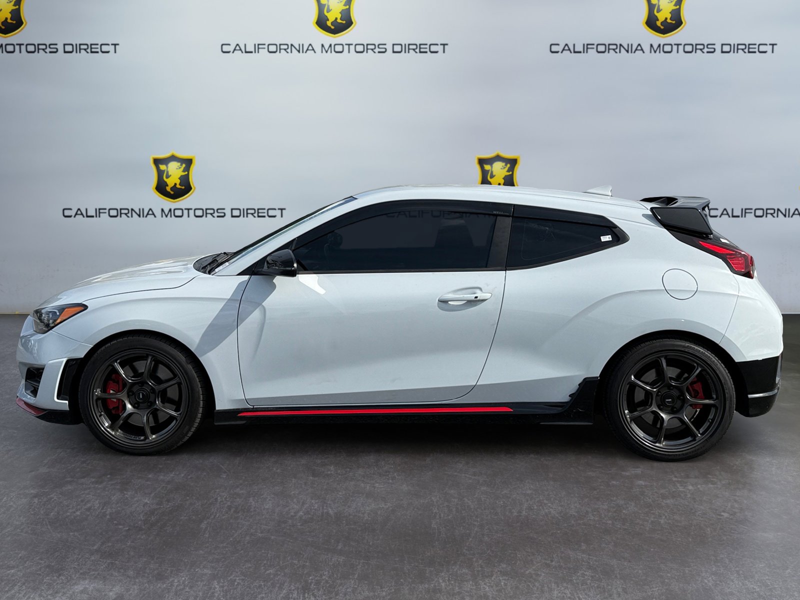 Used 2019 Hyundai Veloster N N w/ Performance Package FWD image 2