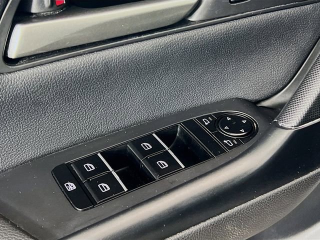 Used 2024 MAZDA CX-50 AWD 2.5 S w/ Preferred Package image 17