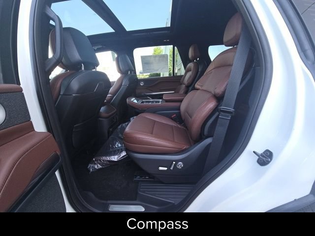 New 2027 Lincoln Navigator Reserve AWD/4WD image 43