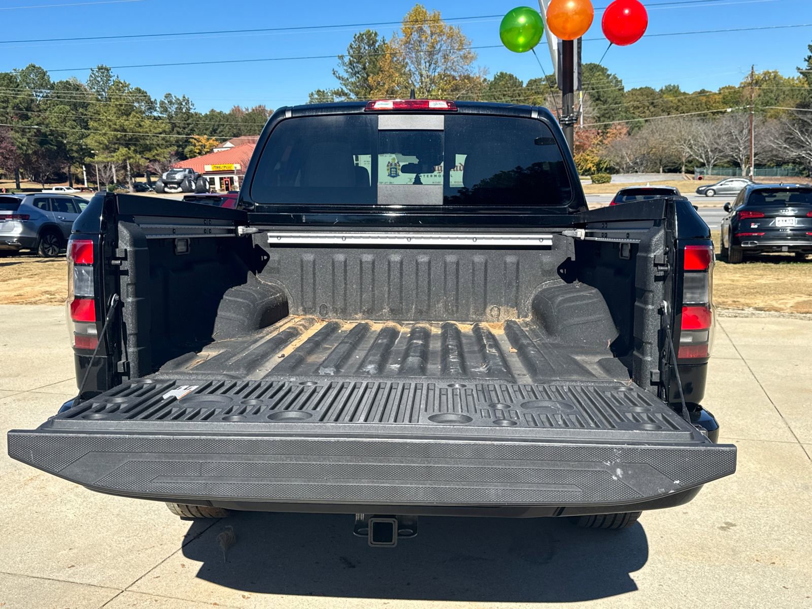 Used 2024 Nissan Frontier SV w/ SV Convenience Package image 18