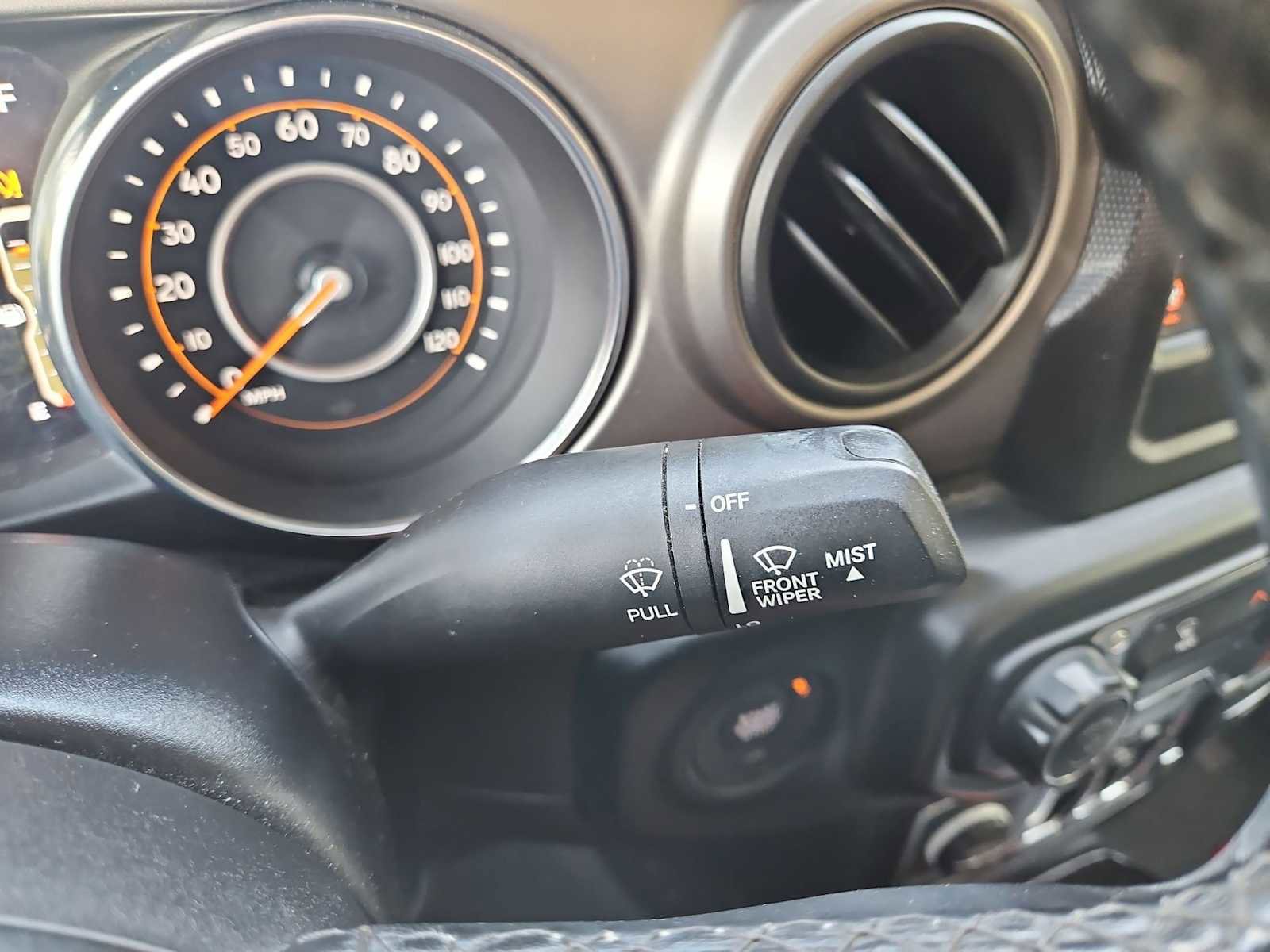 Used 2020 Jeep Gladiator Sport w/ Quick Order Package 24S image 26