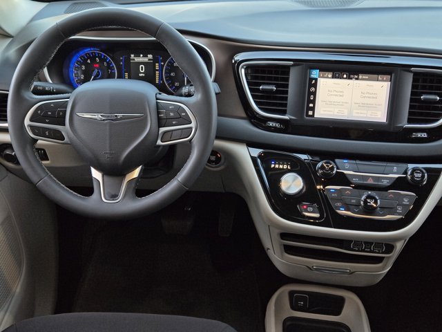 Certified 2023 Chrysler Voyager LX FWD image 26