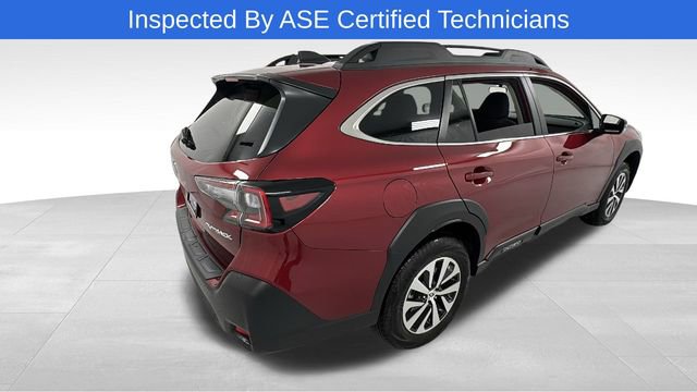 Certified 2025 Subaru Outback Premium image 3