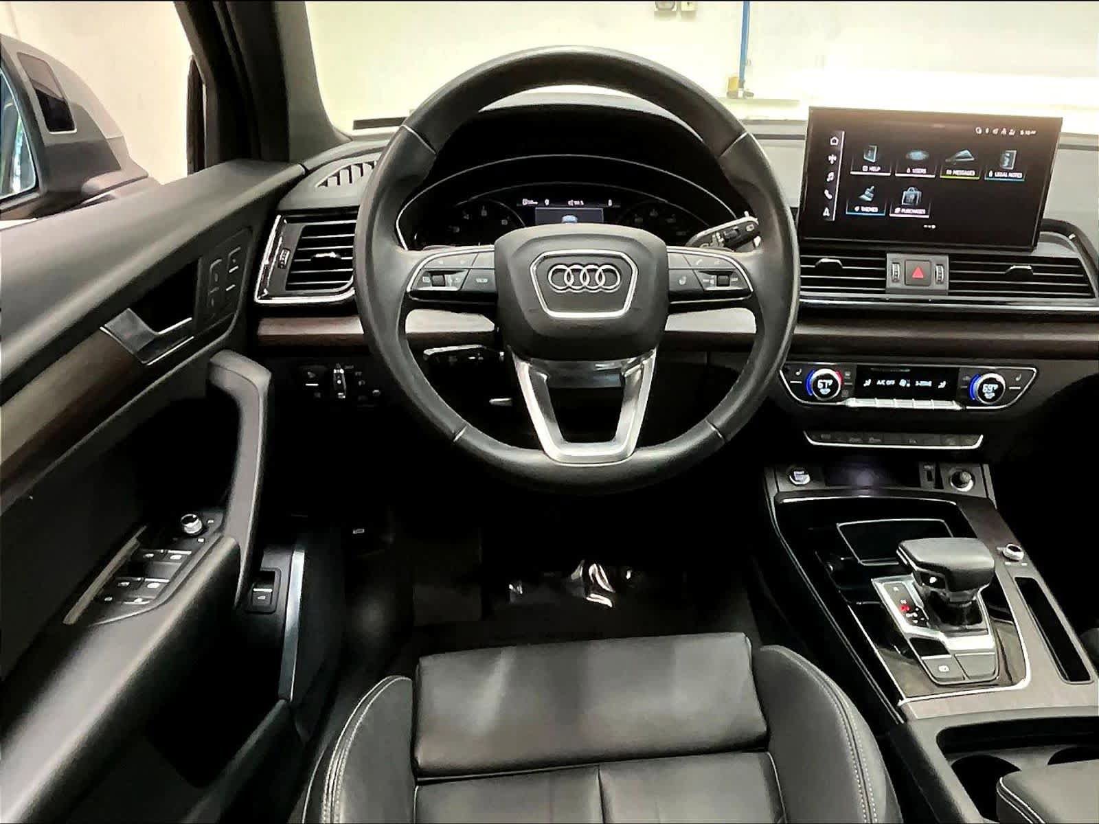 Used 2023 Audi Q5 2.0T Premium w/ Convenience Package AWD/4WD image 8