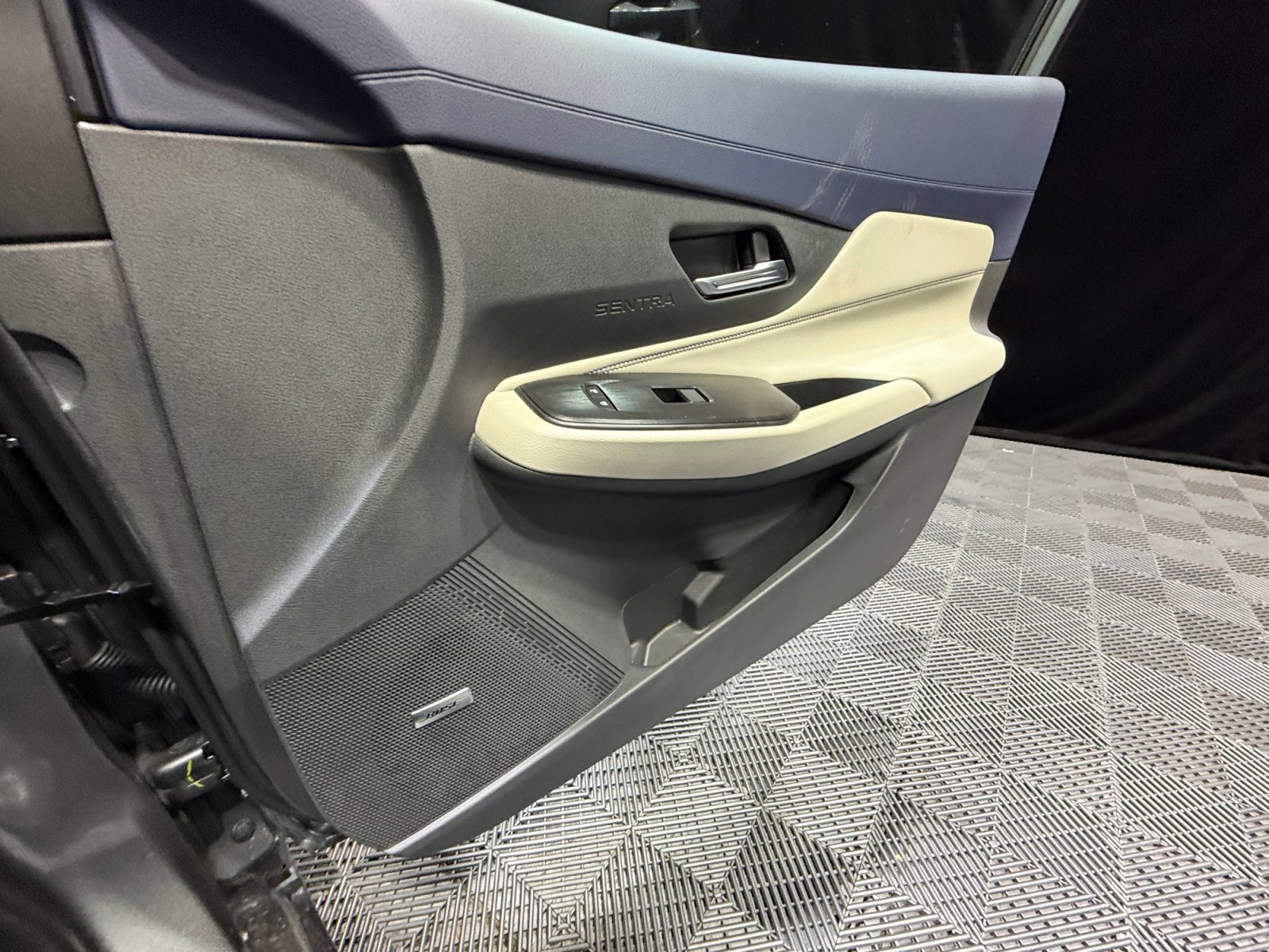 New 2026 Nissan Sentra SL w/ Floor Mat Package FWD image 16