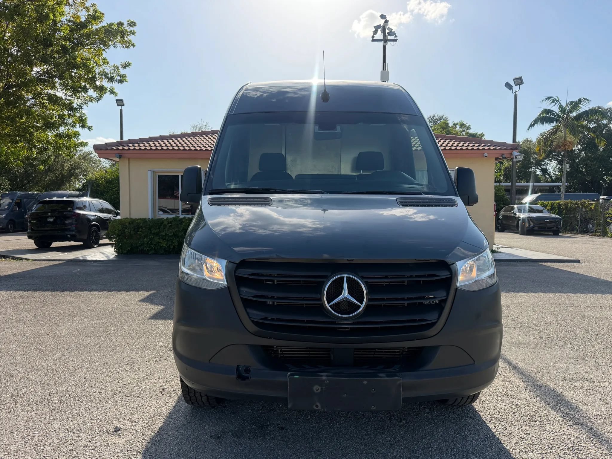 Used 2019 Mercedes-Benz Sprinter 2500 170 Extended Cargo image 10