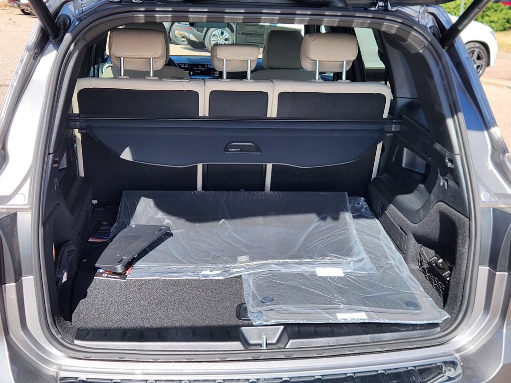New 2026 Mercedes-Benz GLB 250 4MATIC image 10