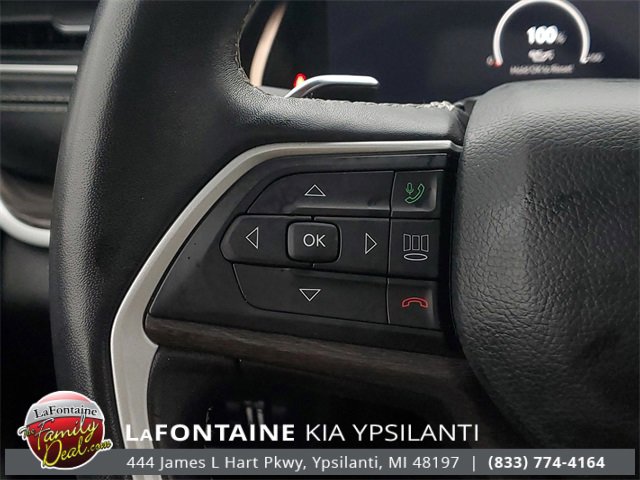 Used 2022 Jeep Grand Cherokee Limited image 16