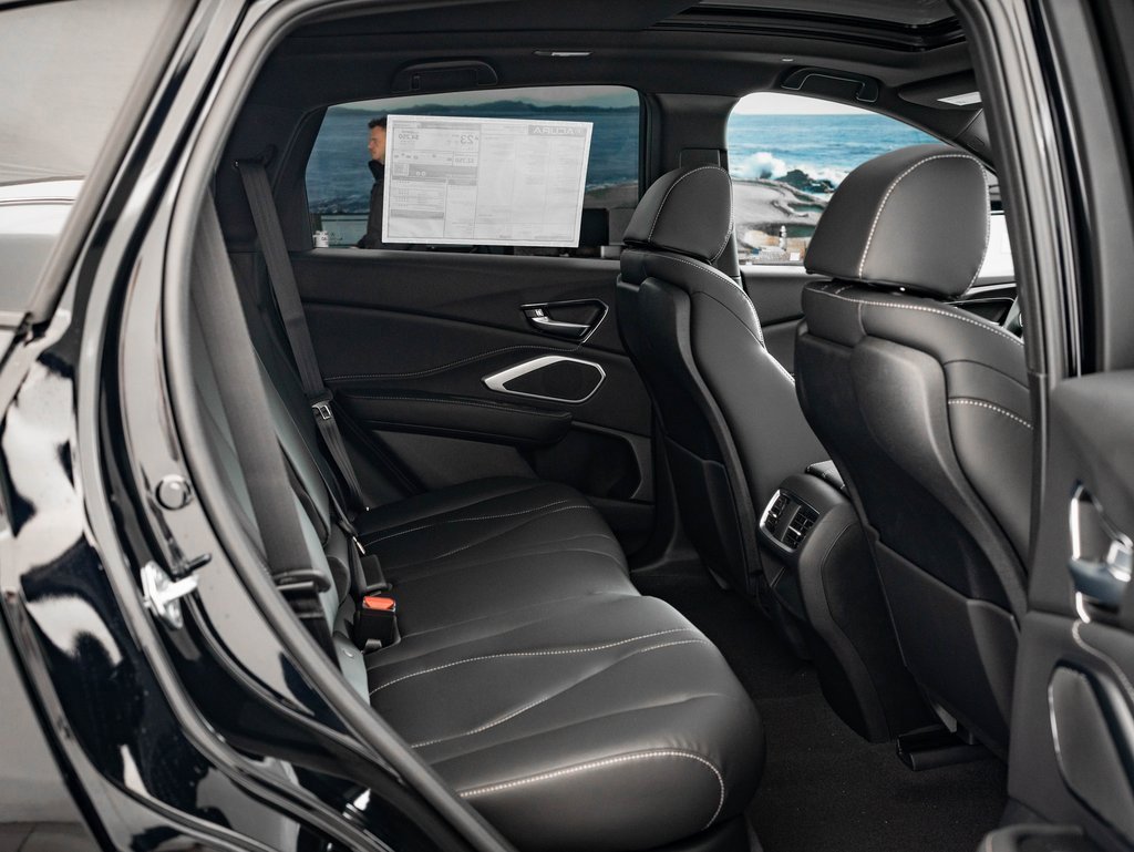 Certified 2025 Acura RDX SH-AWD image 35