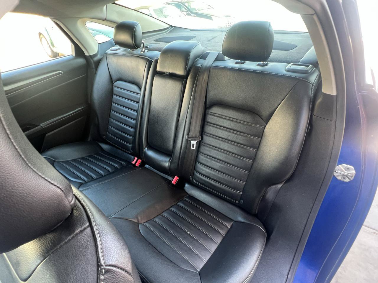 Used 2016 Ford Fusion SE w/ Equipment Group 202A AWD/4WD image 24
