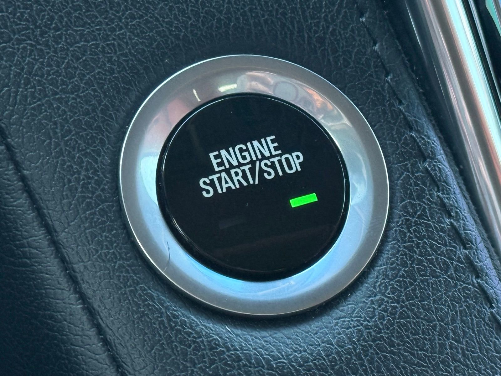 Used 2016 Cadillac Escalade Luxury image 29