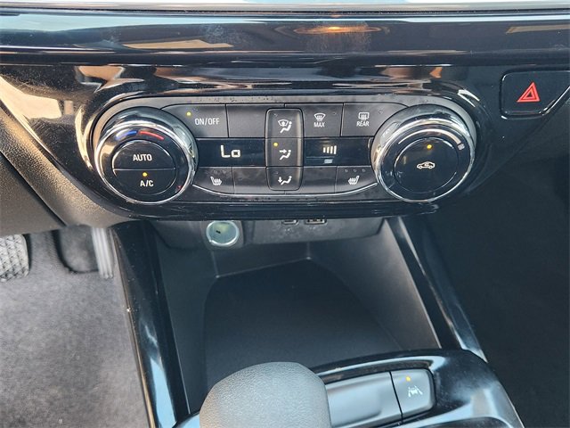 Used 2024 Chevrolet Trax RS w/ Driver Confidence Package image 18