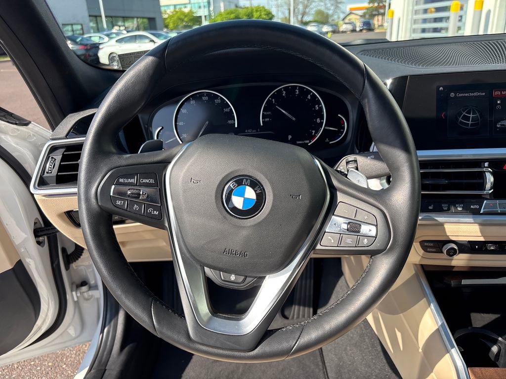 Used 2020 BMW 330i xDrive Sedan w/ Convenience Package AWD/4WD image 14