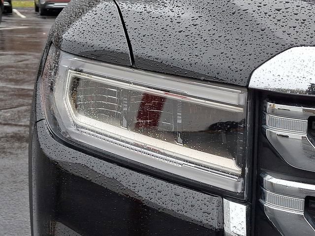 Used 2023 GMC Acadia SLE w/ Driver Convenience Package image 11