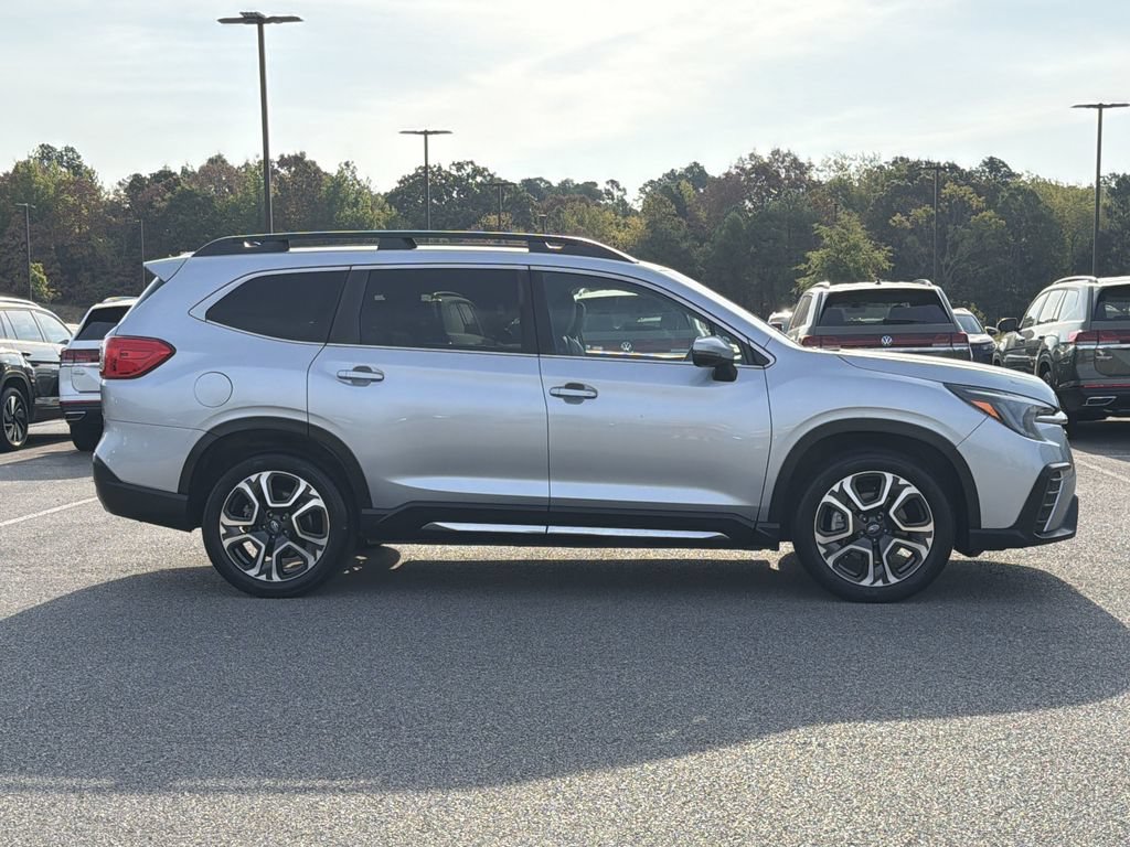Used 2023 Subaru Ascent Limited AWD/4WD image 6