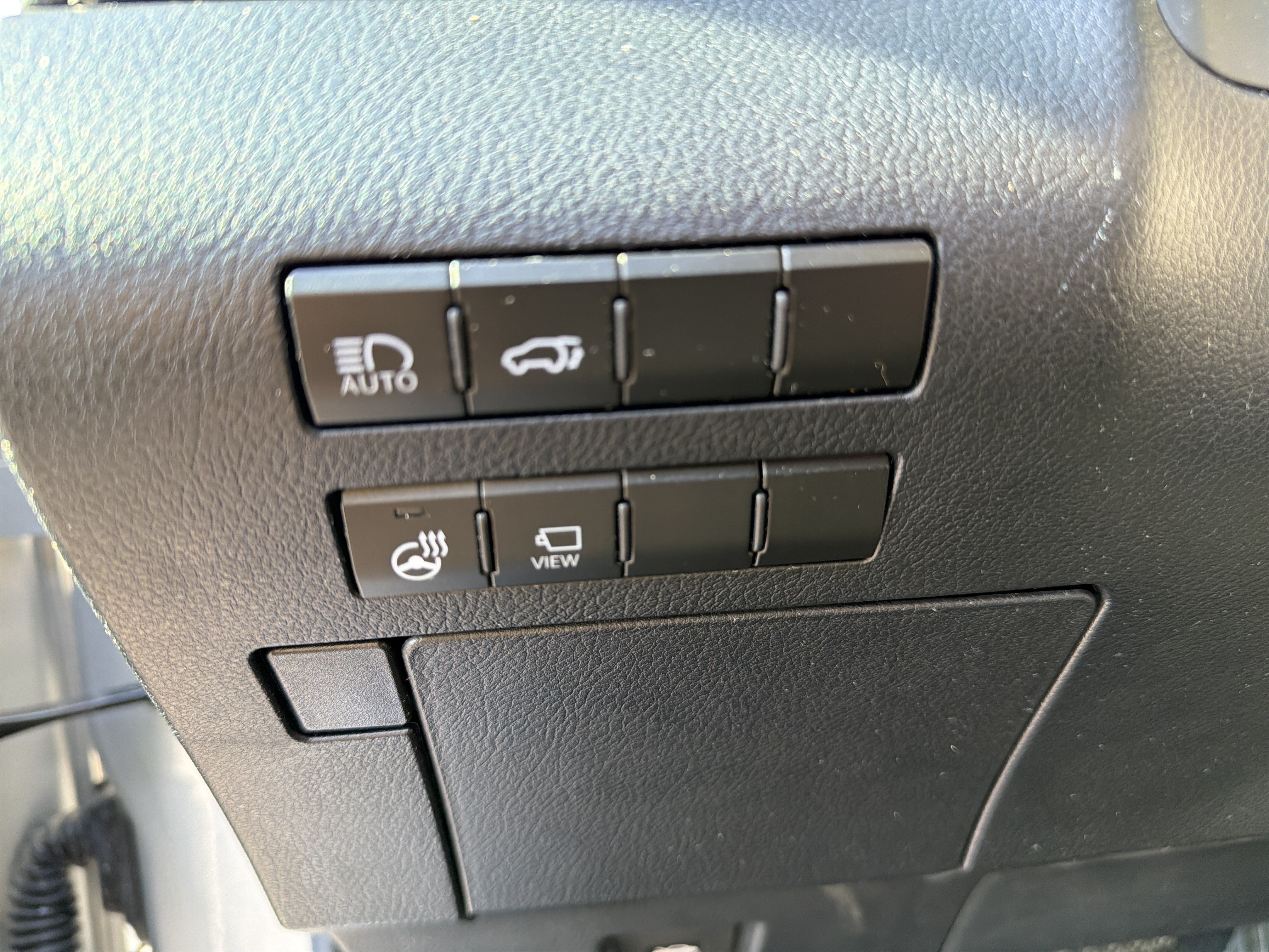 Used 2022 Lexus RX 350L FWD w/ Premium Package image 15