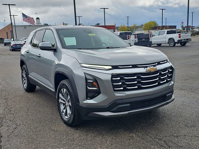 Used 2025 Chevrolet Equinox LT AWD/4WD image 10