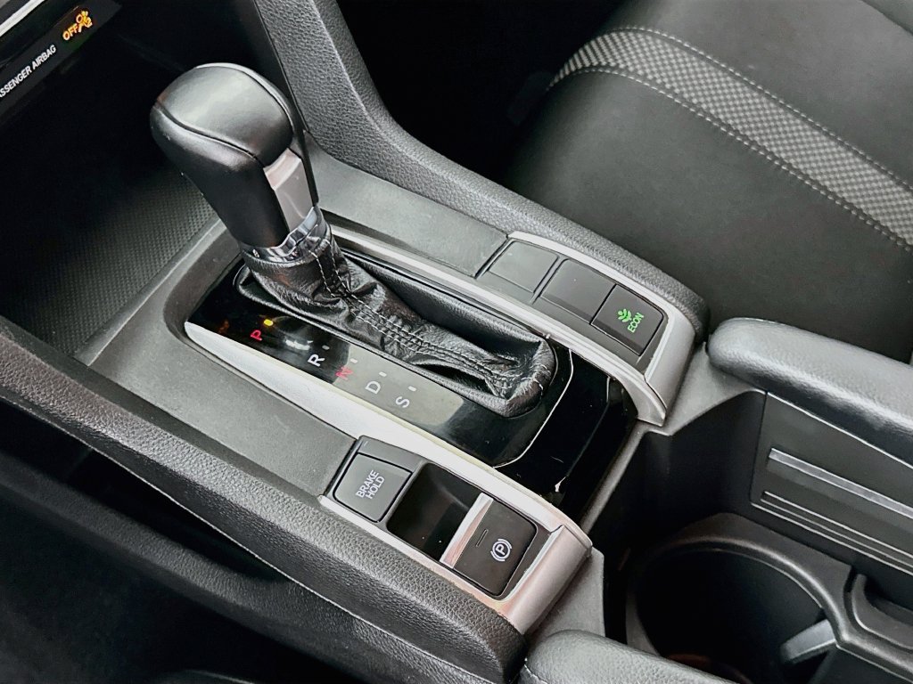 Used 2020 Honda Civic Sport image 16