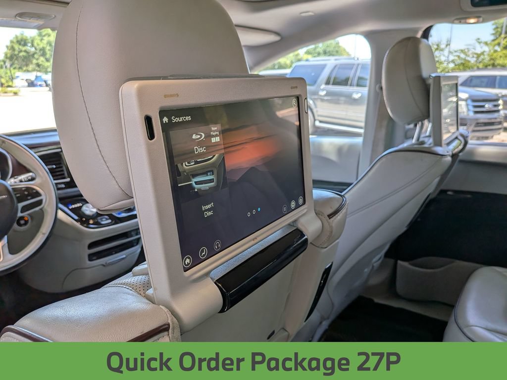 Used 2017 Chrysler Pacifica Limited FWD image 21