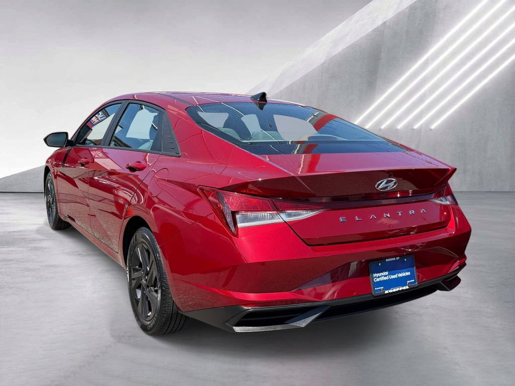 Certified 2023 Hyundai Elantra SEL FWD image 5