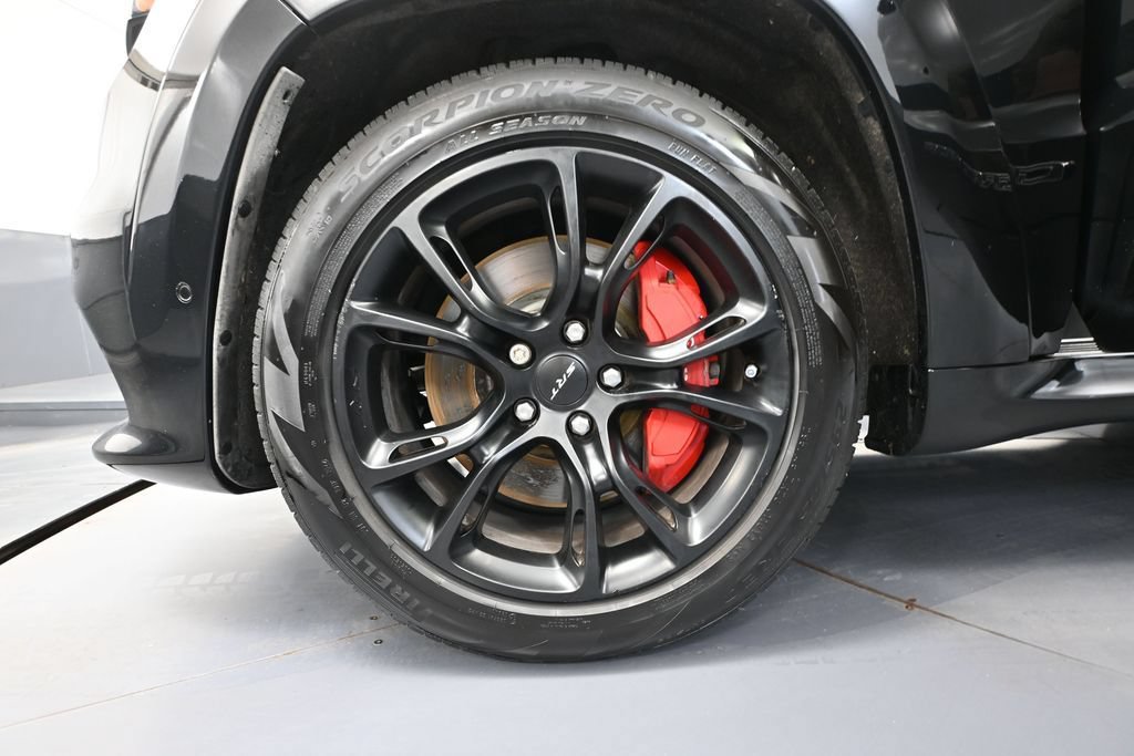 Used 2017 Jeep Grand Cherokee SRT AWD/4WD image 13