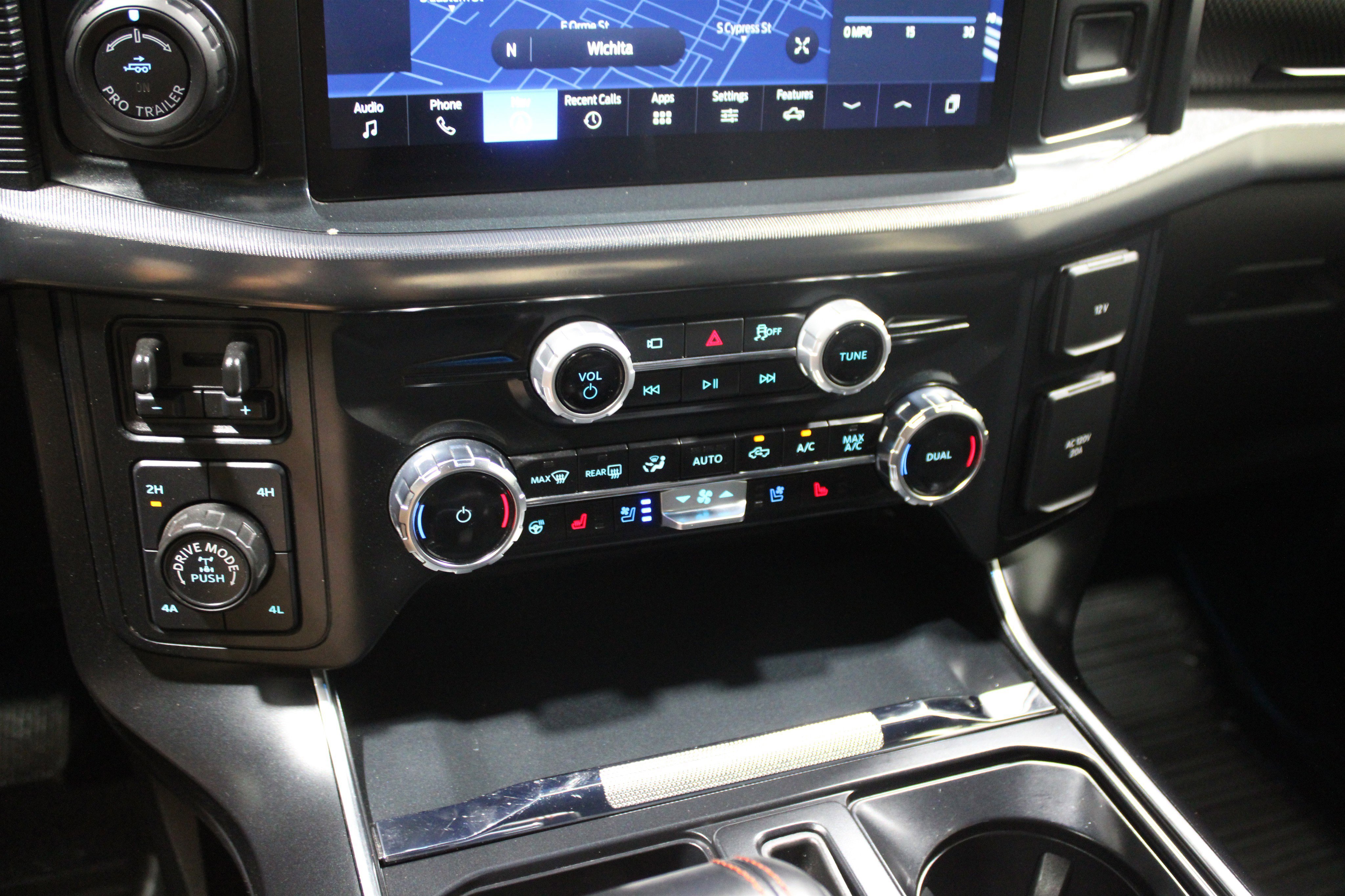 Used 2025 Ford F150 Raptor image 16